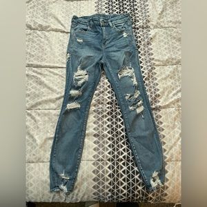 Women’s American Eagle jeans